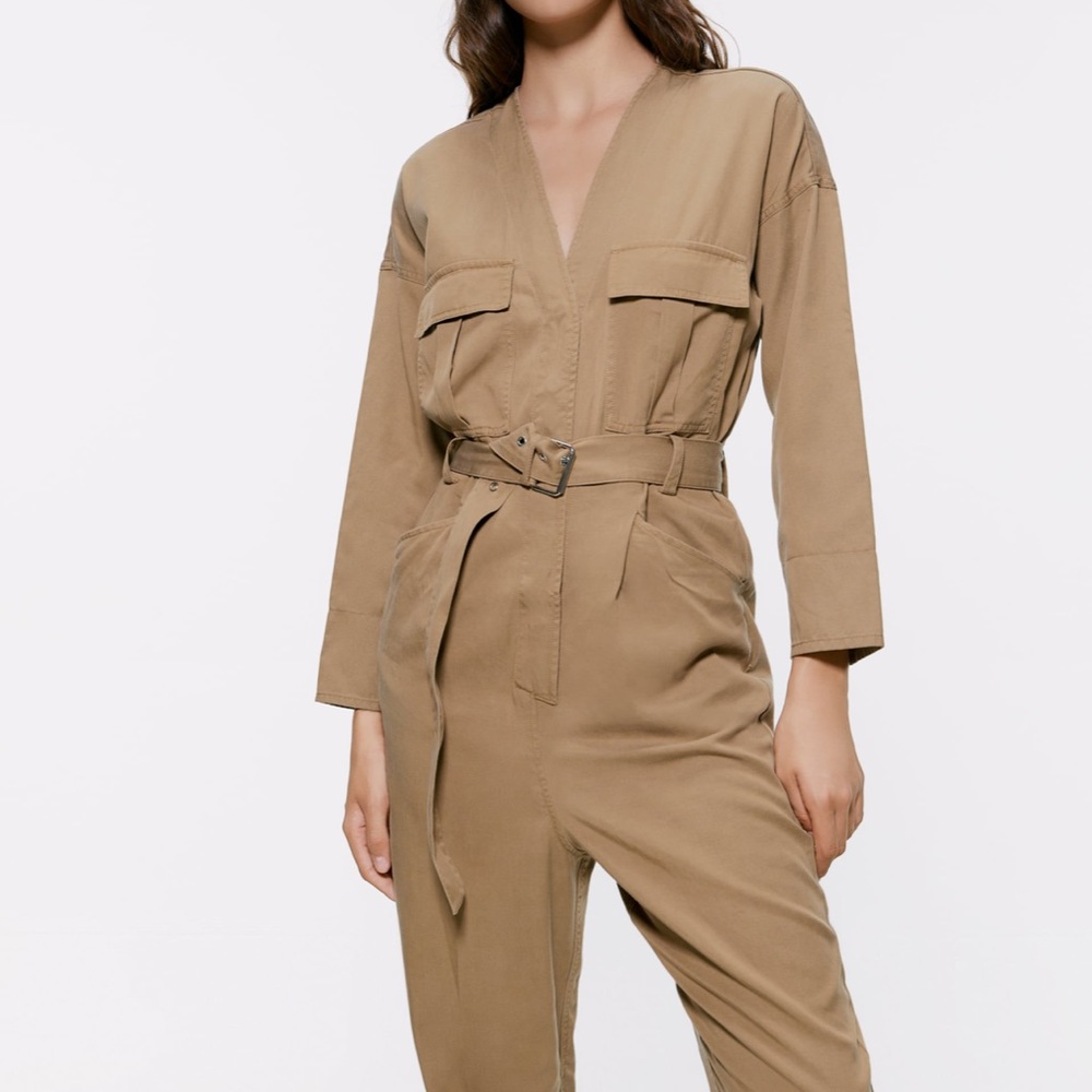 ZARA Woman Beige Belted Cargo Jumpsuit V-Neck Patch Pockets Size S
